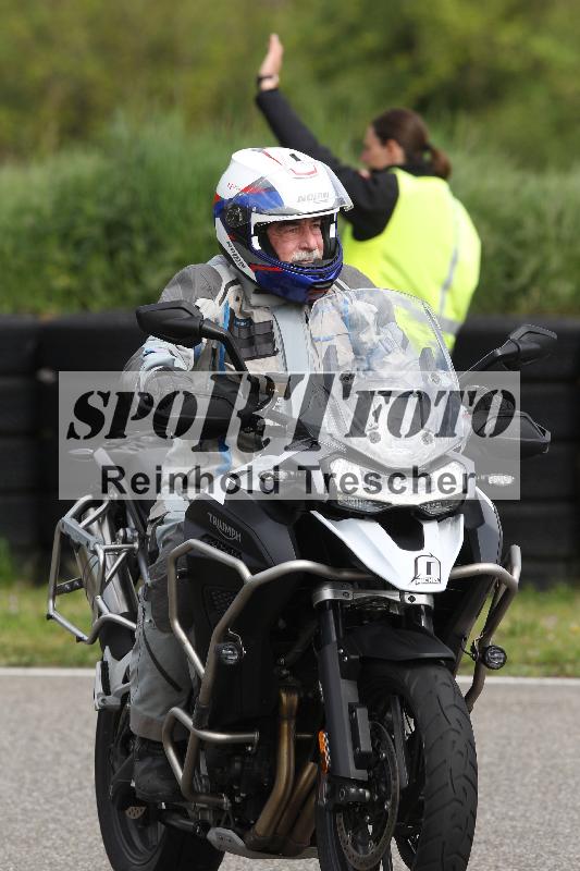 /Archiv-2025/10 23.04.2025 Cornu Master School ADR/gruen-vert/0